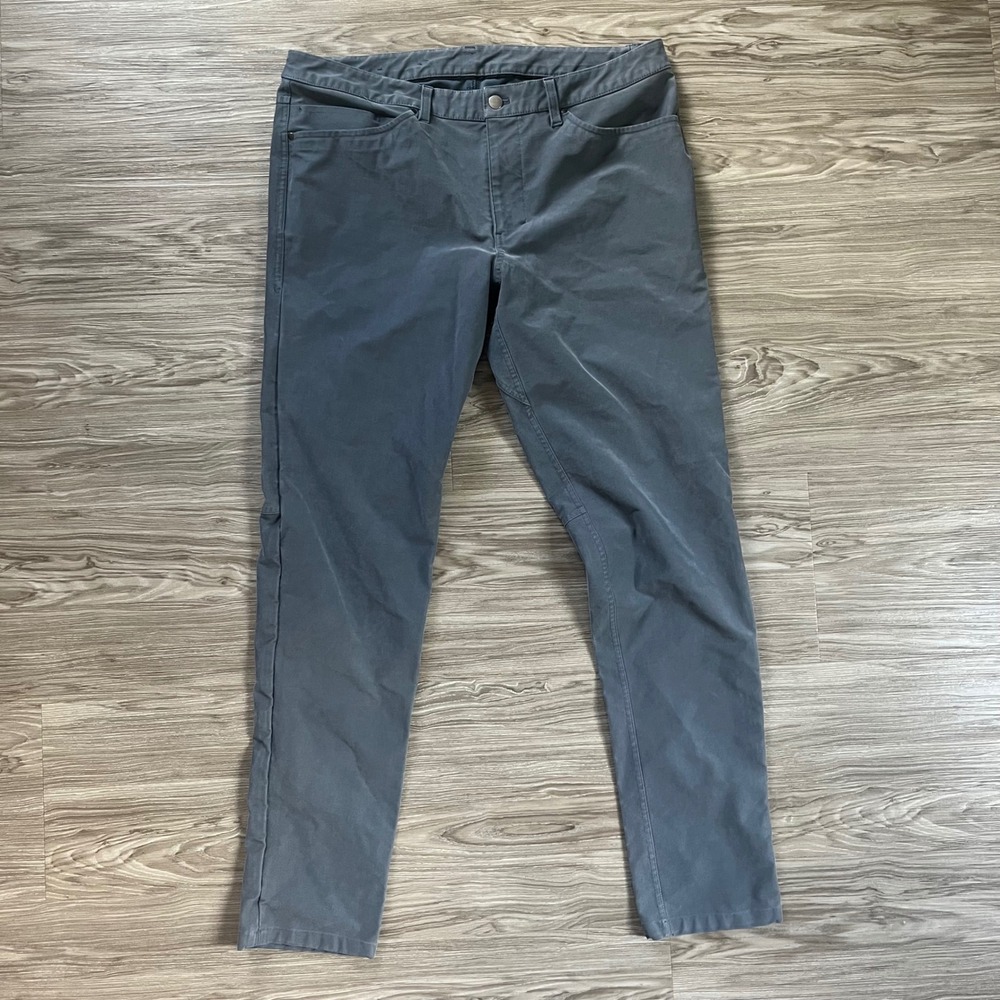 Lululemon ABC Pant Classic Fit Gray Slate Mens 35x32 Technical Trousers